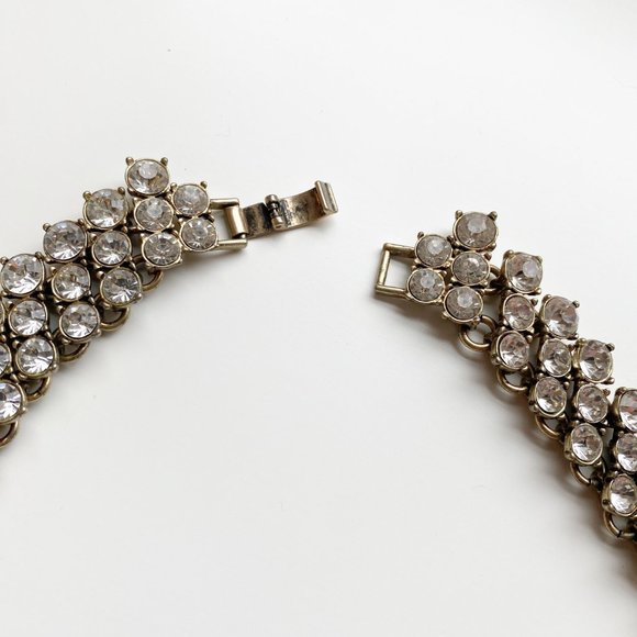 Banana Republic | Crystal Bib Necklace - Picture 3 of 4